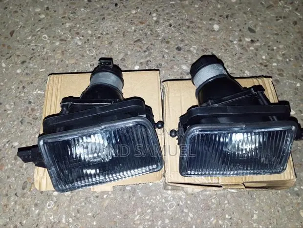 BMW E34 Fog Lights · Photo 1