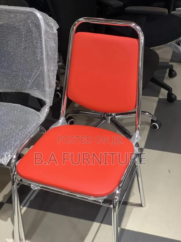 Conference/ Dining Chair - Leather · Photo 1