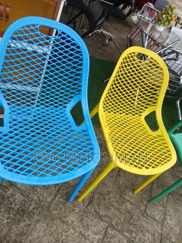 Out Door Chair · Photo 1