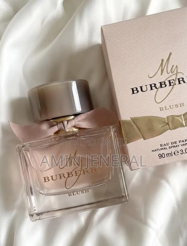 Burberry Blush · Photo 1