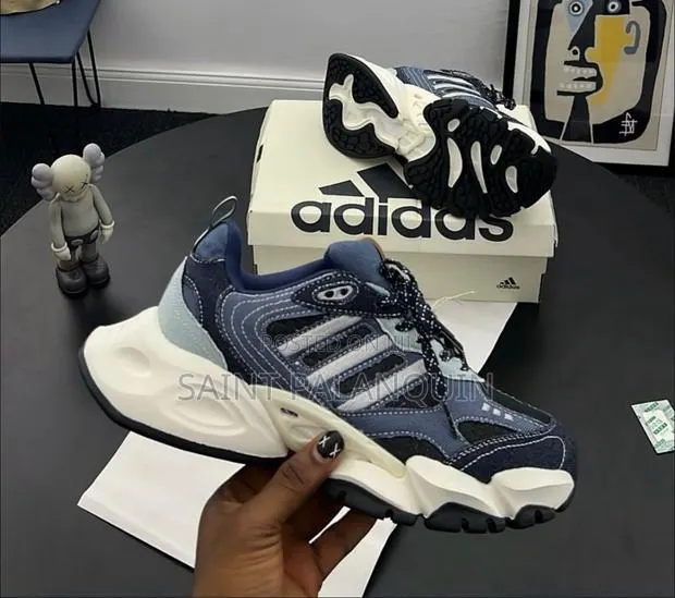 Adidas Cyber Run Navy · Photo 1