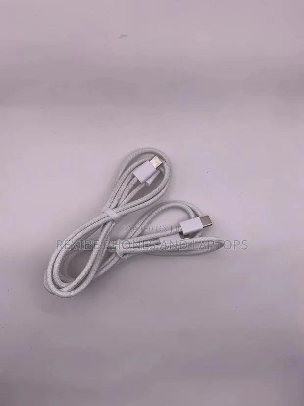 Type C Fast Charging Cable · Photo 1