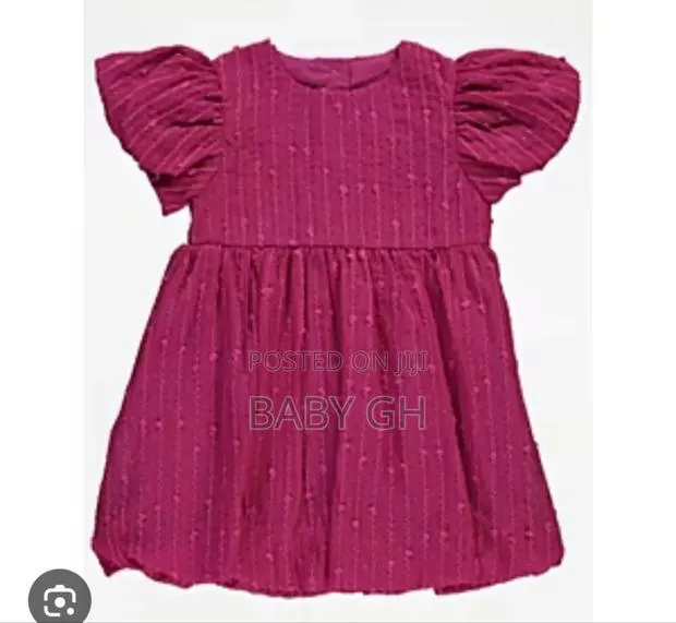 George Glitter Balloon Dress for All Occasions · Photo 1
