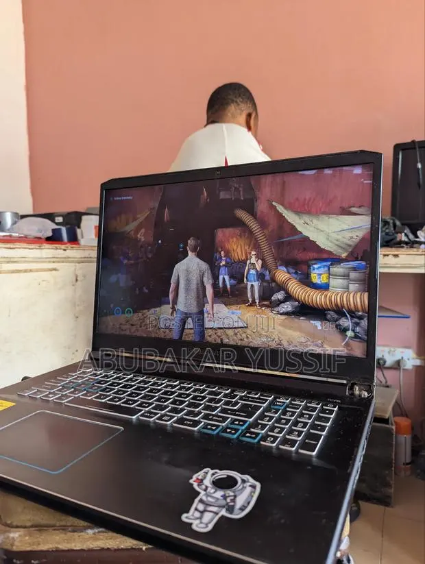 Laptop Acer Predator Helios 300 32GB Intel Core i7 SSD 500GB · Photo 1