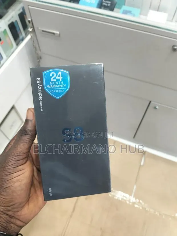 New Samsung Galaxy S8 64 GB Black · Photo 1