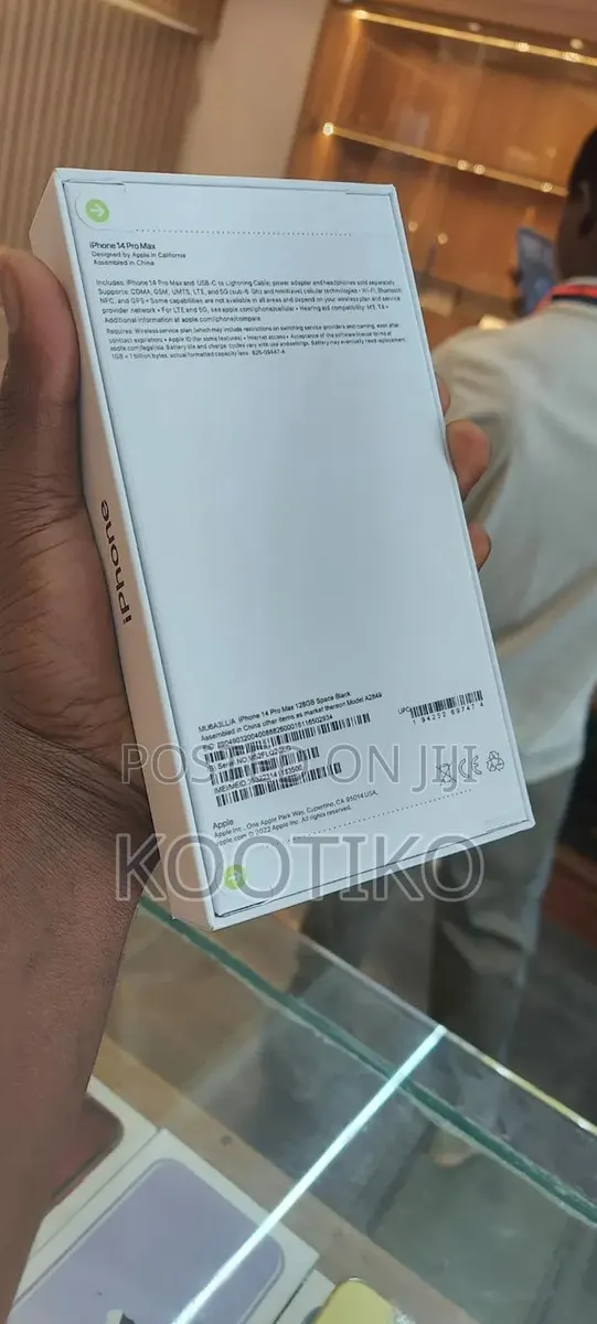 New Apple iPhone 14 Pro Max 128 GB Black · Photo 1