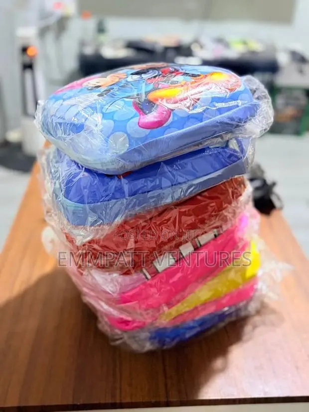 Pretty Solo Kids Quality Bags · Photo 2