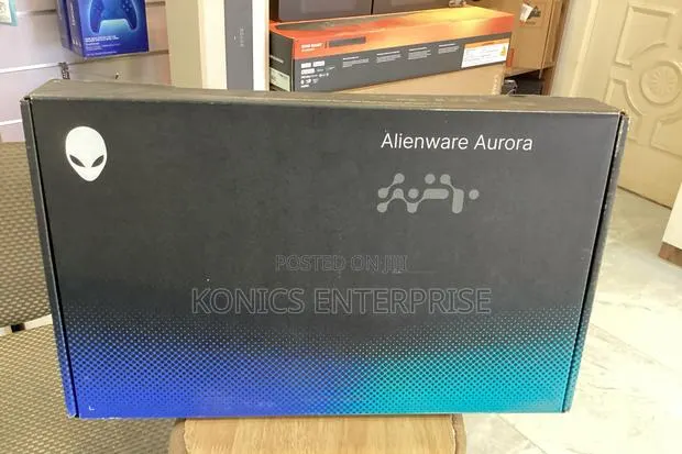 New Laptop Alienware 16 Aurora 16GB Intel Core Ultra 7 SSD 1T · Photo 1