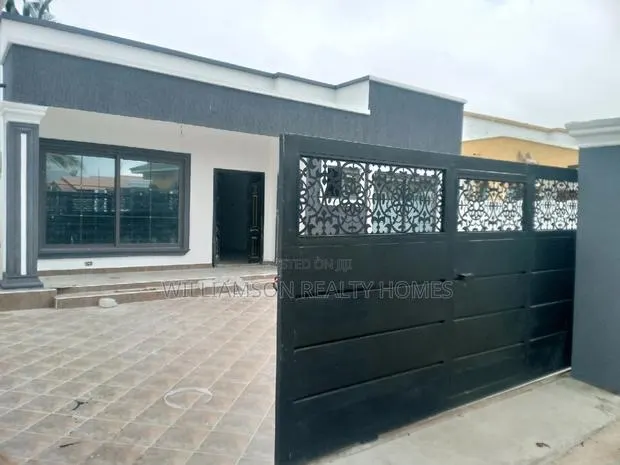 3bdrm House in Hfc Estate, Spintex for sale · Photo 1