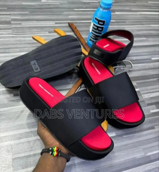 Original Y-3 Slide Wear Size 40-45 · Photo 1