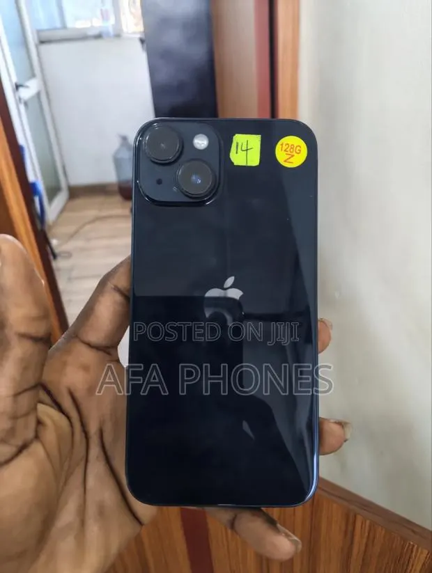 Apple iPhone 14 128 GB Black · Photo 1