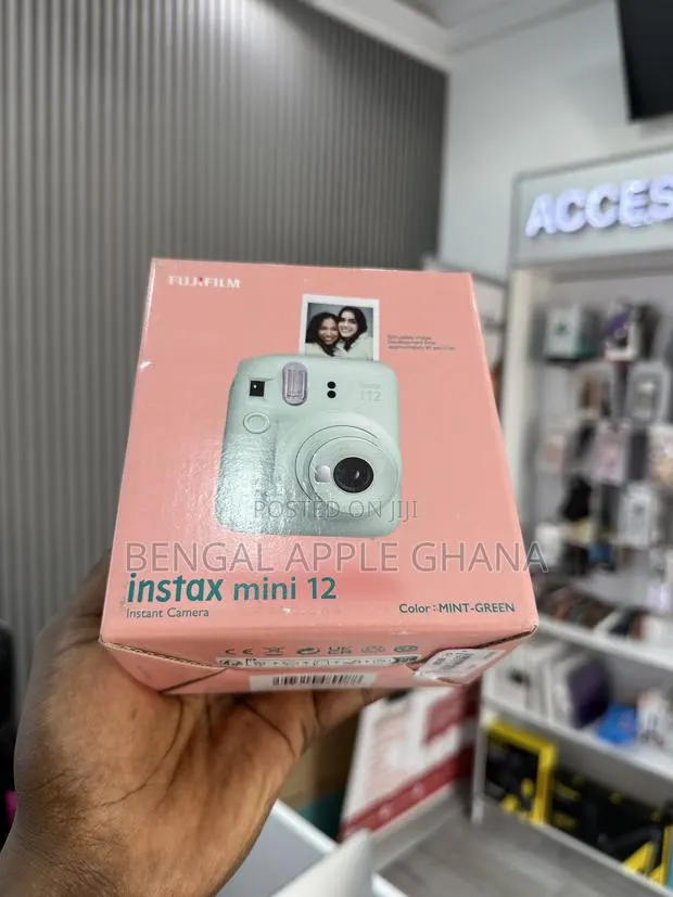 Fuji Film Instax Mini 12 · Photo 1