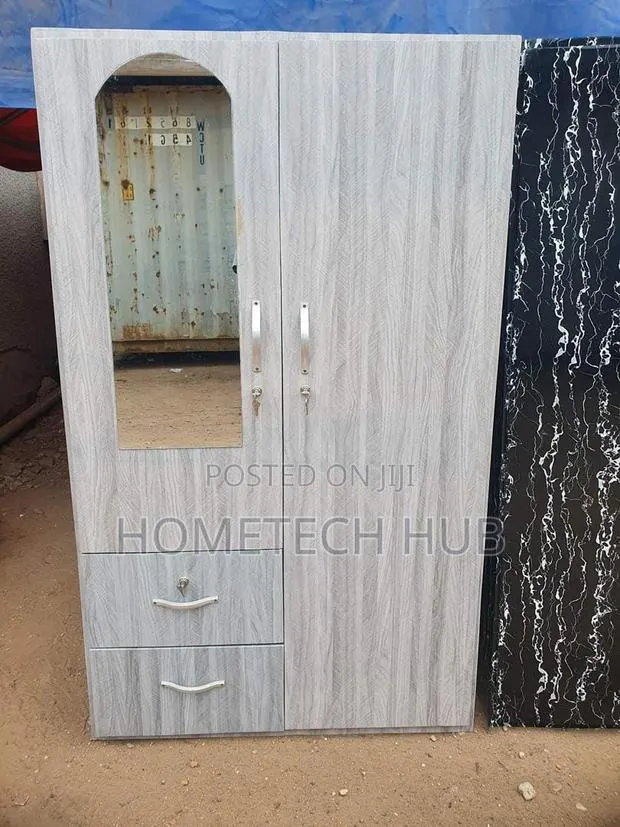 2 in 1 Wooden Wardrobe · Photo 1