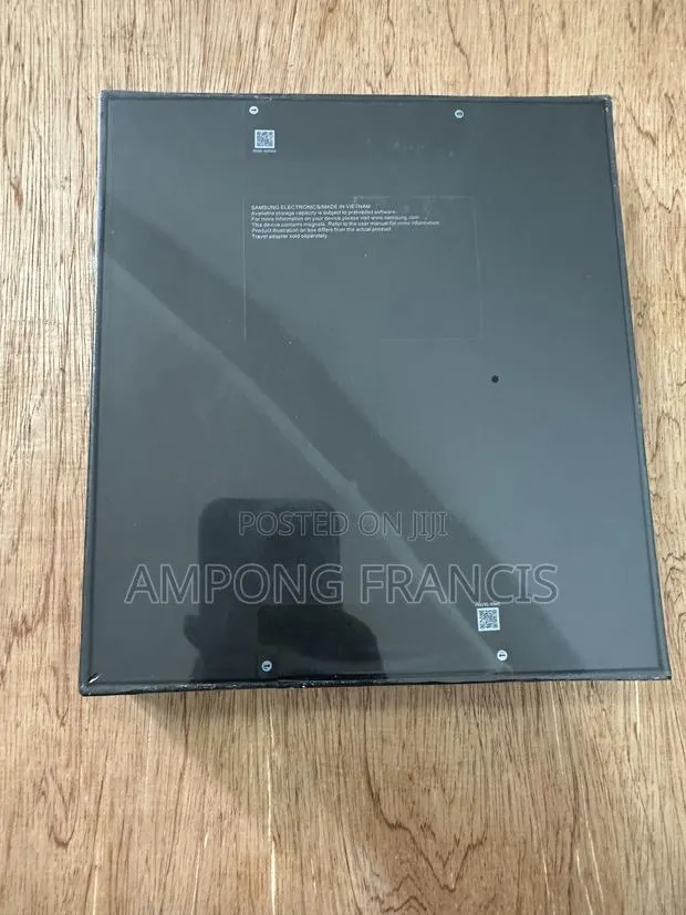 New Samsung Galaxy Z Fold7 256 GB Black · Photo 1