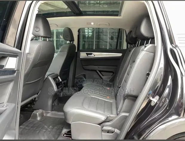 Volkswagen Teramont 2020 Black · Photo 5