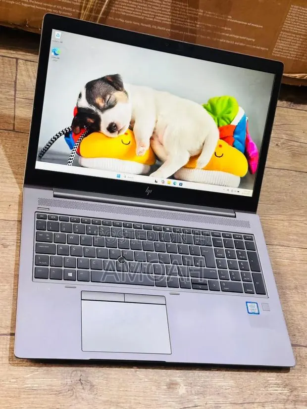 Laptop HP ZBook 15u G5 16GB Intel Core i7 SSD 512GB · Photo 1