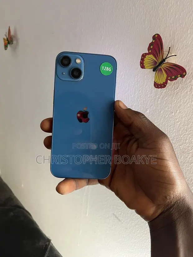 Apple iPhone 13 128 GB Blue · Photo 1