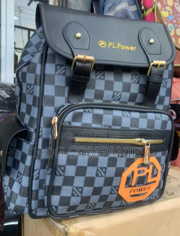Large Capacity Fashion Retro Print School Bag Backpack · Photo 1