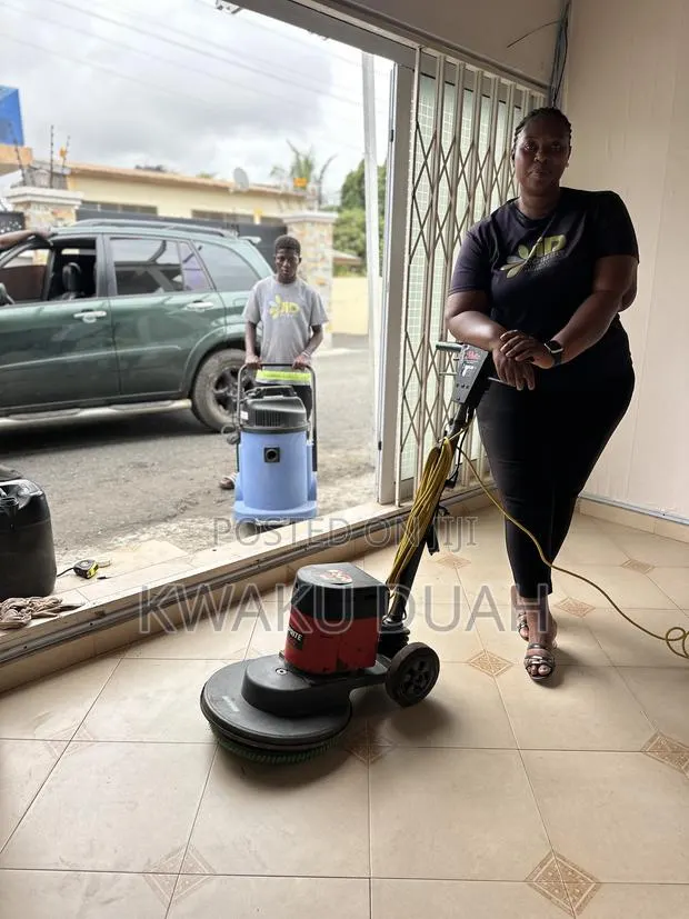 Cleaning Laundry and Fumigation · Photo 1