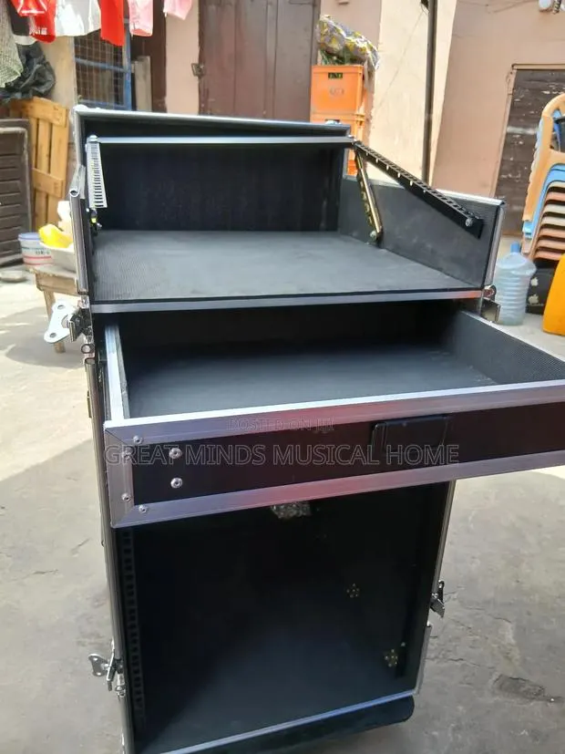 Original 20 Unit Dj Amp Rack · Photo 1
