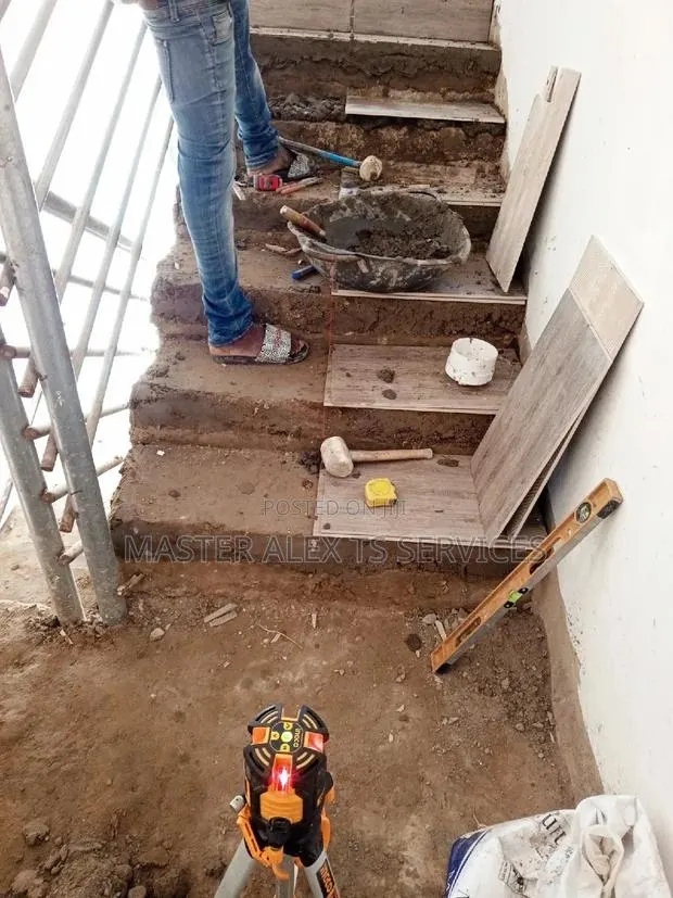 Professional Tiller · Photo 1