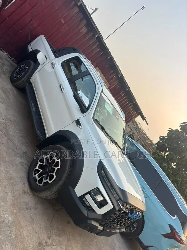 New JAC S7 2025 White · Photo 1