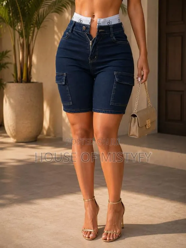 Ladies Jeans · Photo 1