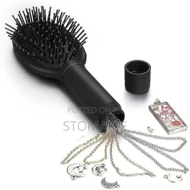 Hair Brush With Secret Compartment · Photo 1