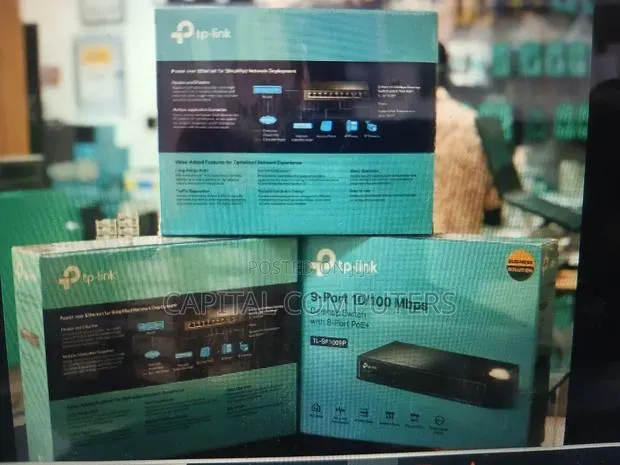 TP-Link SF1009P PoE Switch · Photo 1