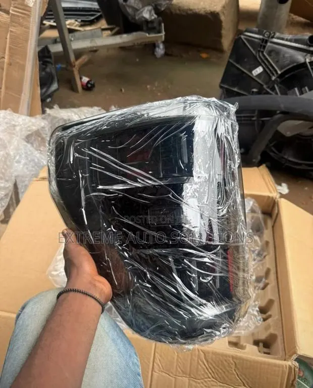 F150 2025 Spec Taillight · Photo 1