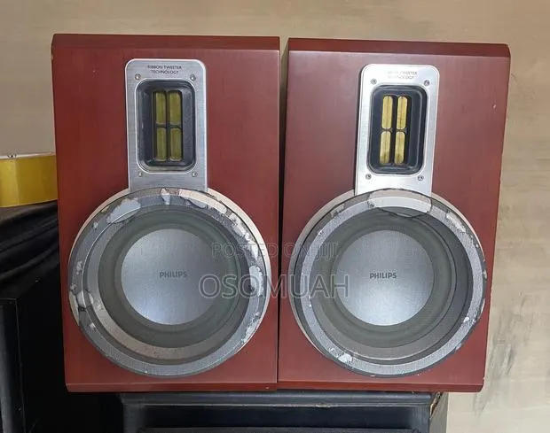 Philips Bookshelf Speakers · Photo 1