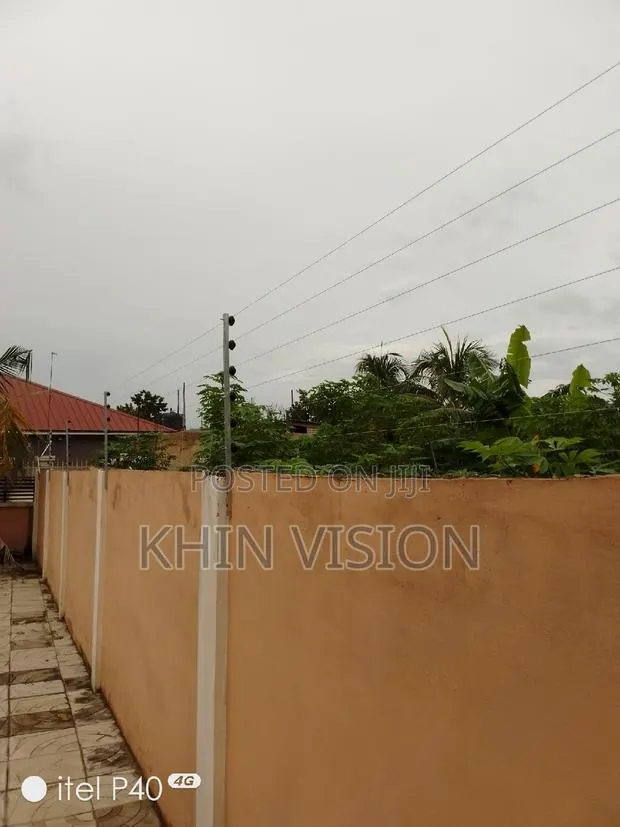 Electric Fence Quality Security for Your Home · Photo 1