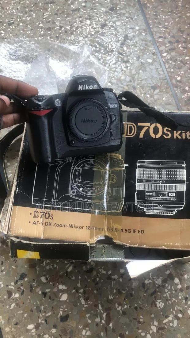 Nikon D70s From Uk 🇬🇧 · Photo 1