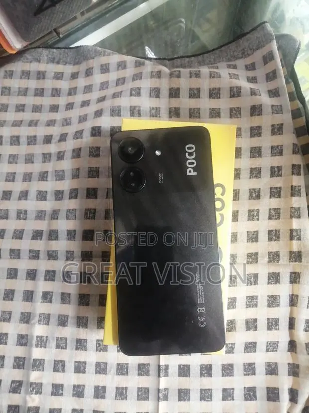 New Xiaomi Poco C65 256 GB Green · Photo 1