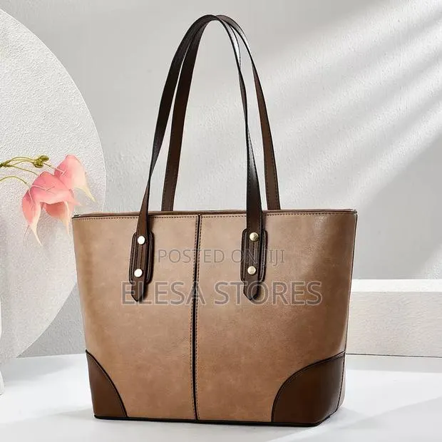 Ladies Bags · Photo 1