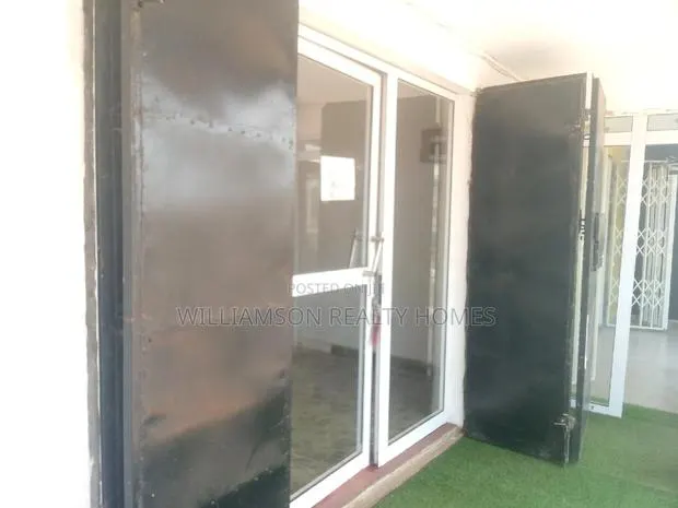 Road Side Business Shop/Store/Office Space for Rent · Photo 1