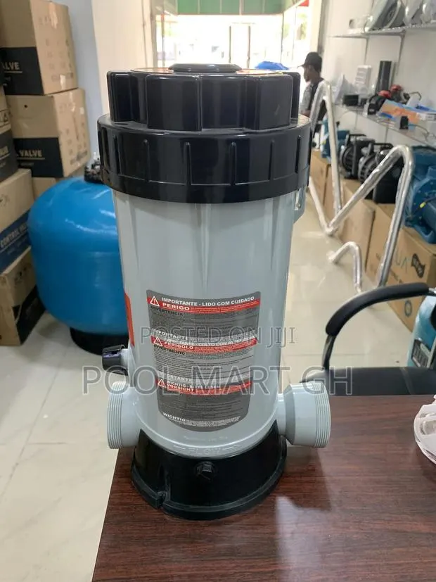 Pool Chlorinator/Chlorine Feeder · Photo 1