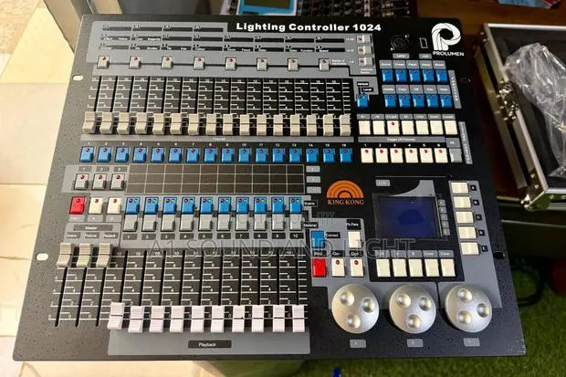 Prolumen Kingkong 1024 Stage Light Mixer/Controller · Photo 1