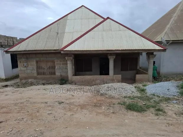 3bdrm House in Sokoban Apaaso, Kumasi Metropolitan for sale · Photo 1