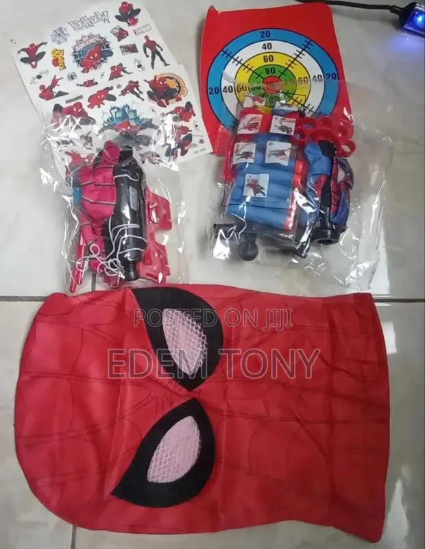 Spider-Man Role-Play Toy Set With Mask. · Photo 2
