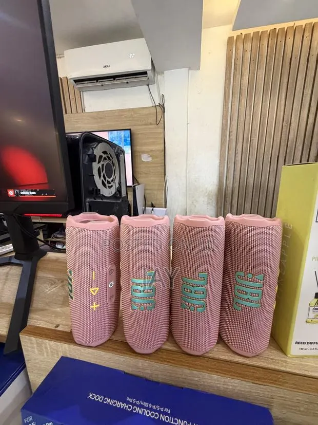 JBL Flip 7 · Photo 1