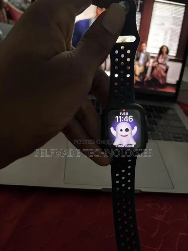 Apple Watch Series 7 41mm · Photo 1