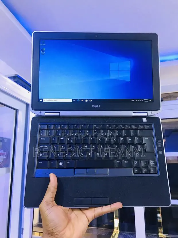 Laptop Dell Latitude E6320 8GB Intel Core i5 SSD 128GB · Photo 1