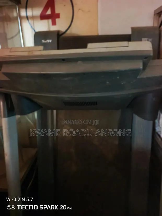 HealthRider Treadmill · Photo 1