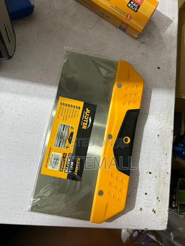 Uster Jld34007 Wall Scraper. Jld34007 10" (250mm) · Photo 1