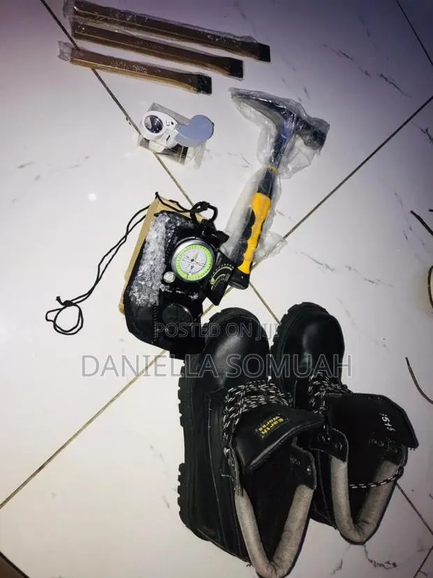 Geological Tools · Photo 1