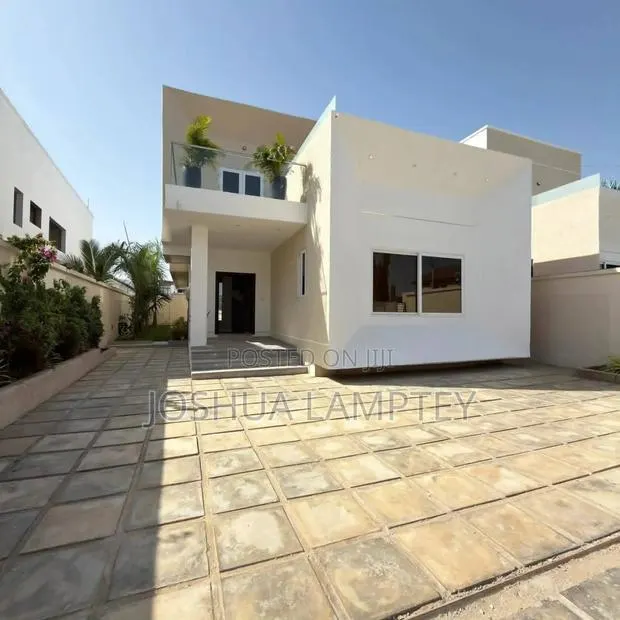 4bdrm House in East Airport Estate, Tseaddo for sale · Photo 1