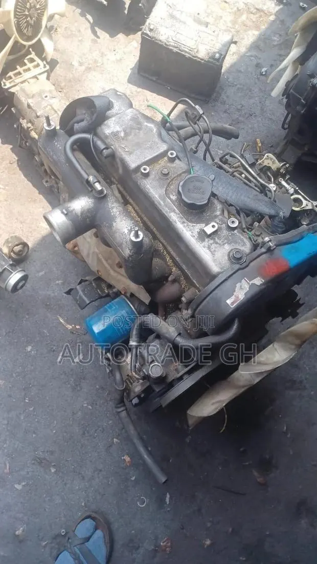 Hyundai Porter II 2.5 Diesel Engine + Gearbox Available · Photo 1