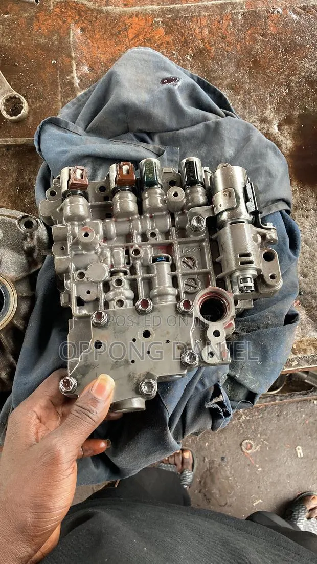 Toyota Vitz Valve Body · Photo 1