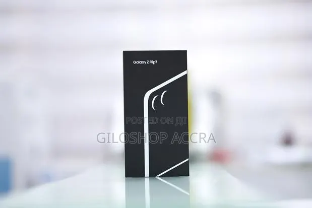 New Samsung Galaxy Z Flip7 256 GB Blue